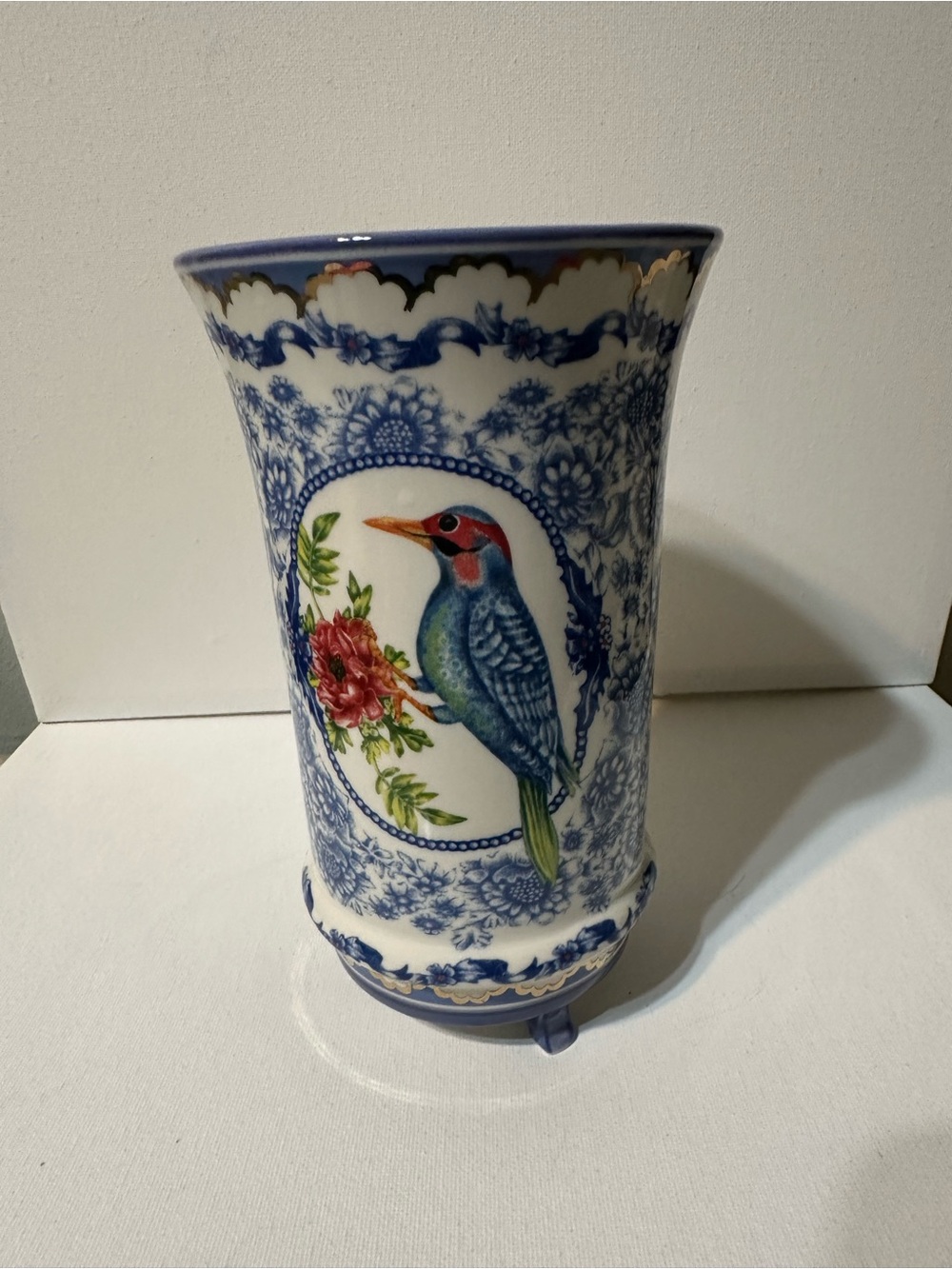 Anthropologie Lou Rota Mother Nature Blue/White Woodpecker Rose Pedestal Vase